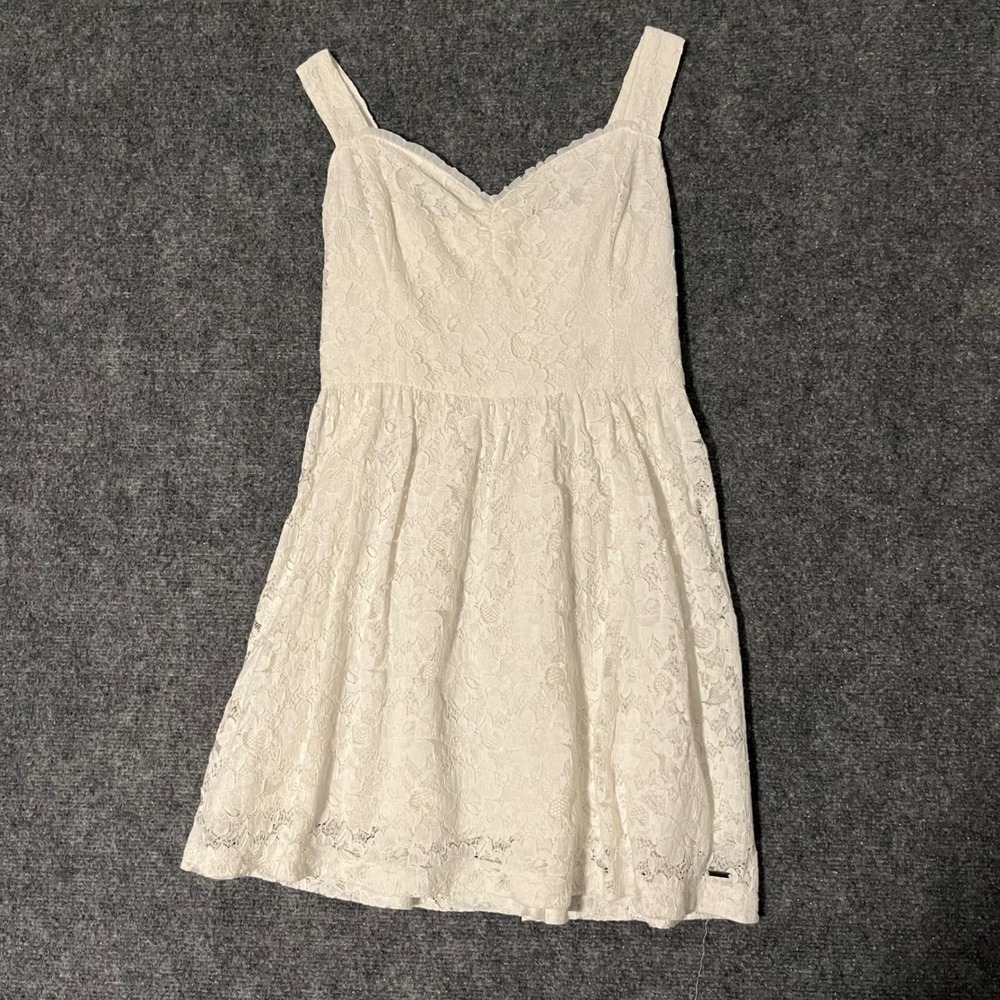Hollister White Floral Lace Mini Dress Y2K Smocked Back Sleeveless Medium